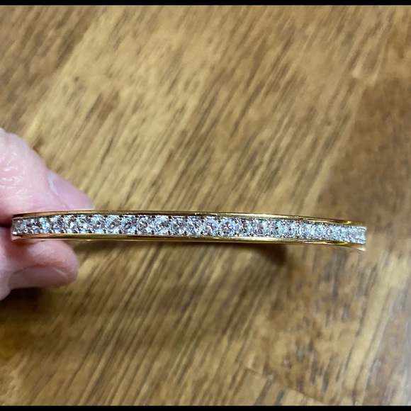 Authentic Swarovski crystal gold tone bangle bracelet - Picture 2 of 9
